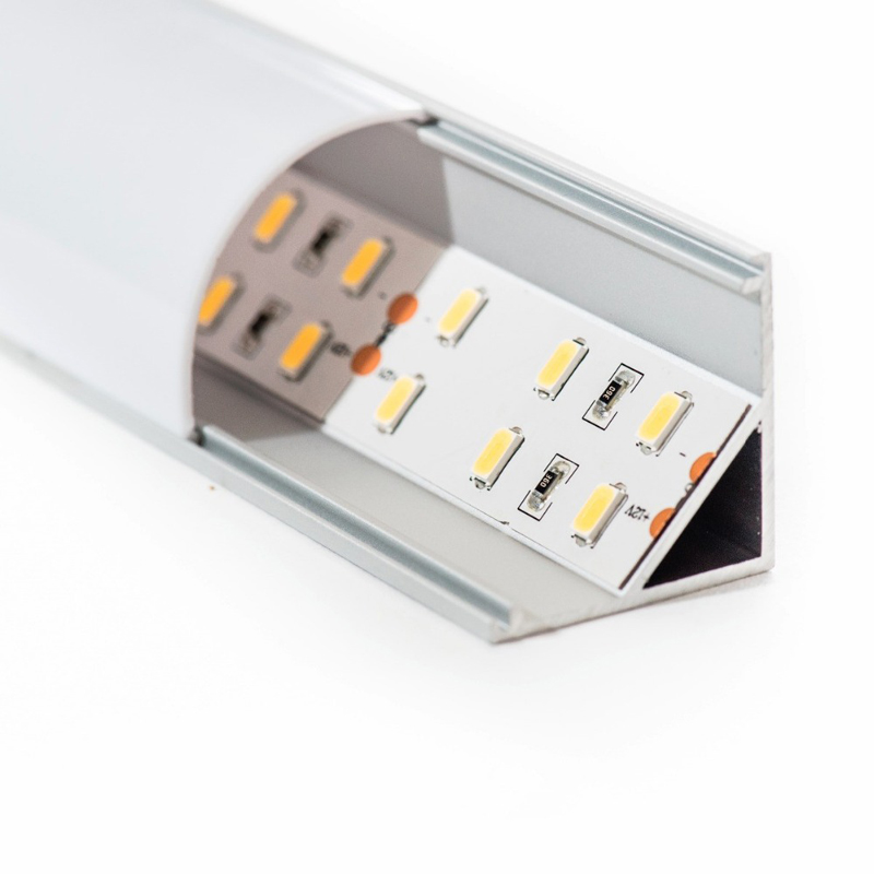 Profilo di alluminio di illuminazione alla moda LED dell'alto lume LED delle luci lineari dirette della fabbrica 3030 LED